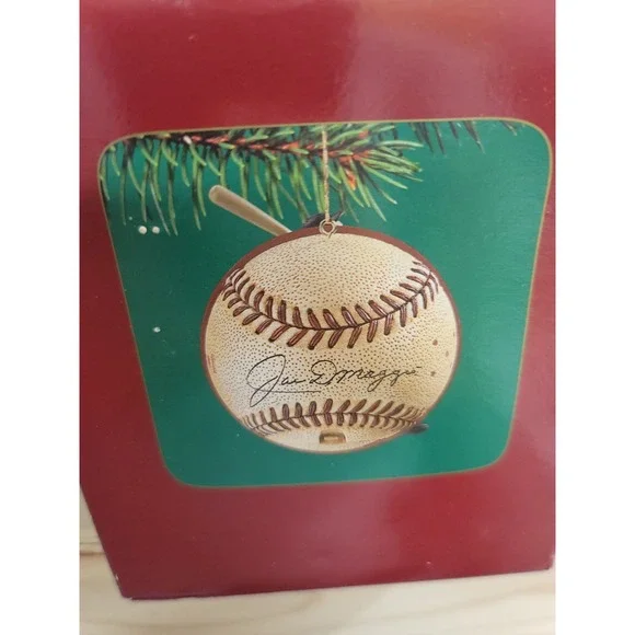 Heirloom Ornament‎ Collection Joltin Joe DiMaggio Baseball 2005 - Picture 2 of 6